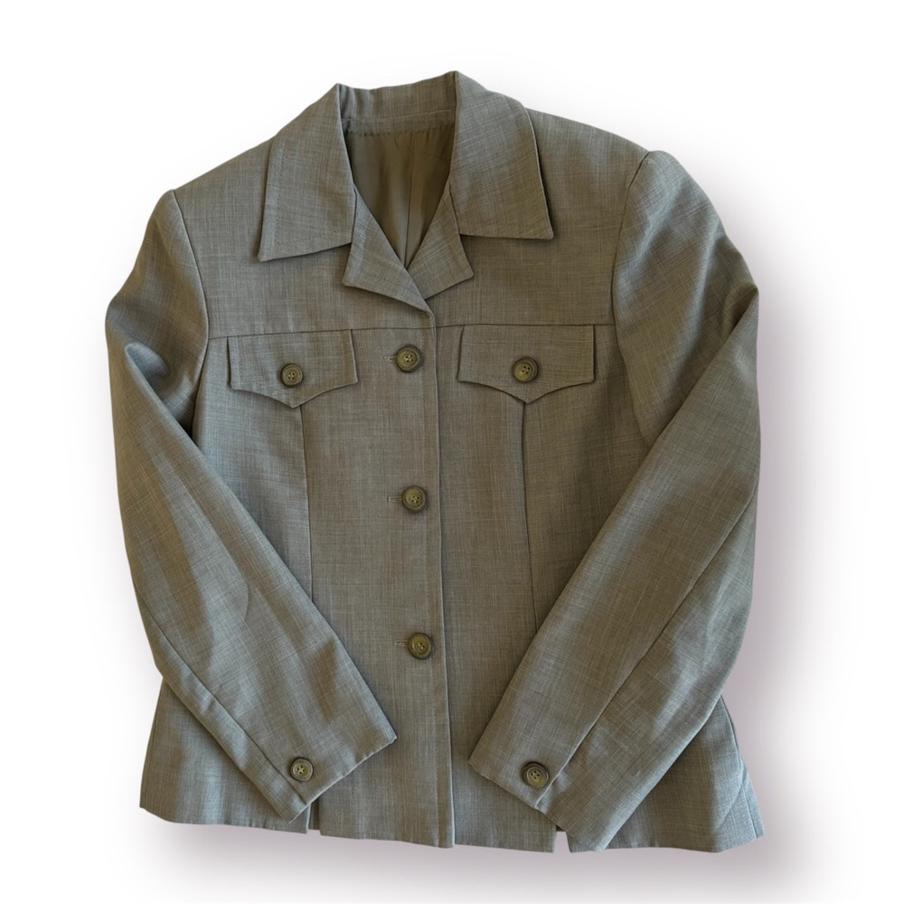 Custom-tailored Women's Suit Jacket - Picture 5 of 6